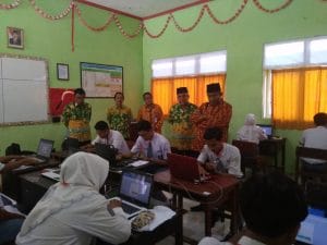 Wabup Sumenep Tinjau Pelaksanaan UNBK SMA