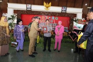 Bupati Pamekasan Sambut Kedatangan Rombongan Latsitarda