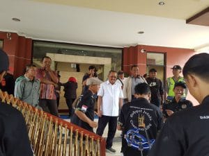 Armuji Minta Pemkot Beri Ruang Kreativitas Pemusik Jalanan