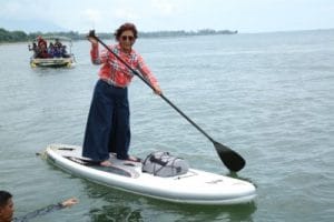 Hadiri Underwater Festival, Mentri Susi Nikmati Olaht Paddling