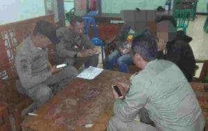 Kembali Satpol PP Kota, Sergap Pasangan Mesum Kamar Kost