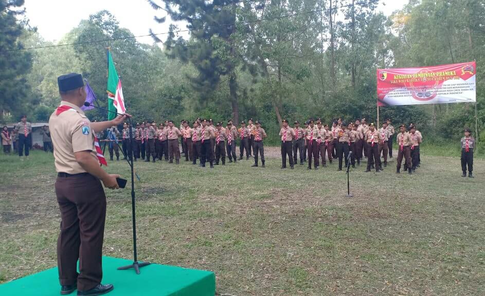 Pramuka Saka Wira Kartika Korem 083/BDJ Gelar Persami di Coban Talun