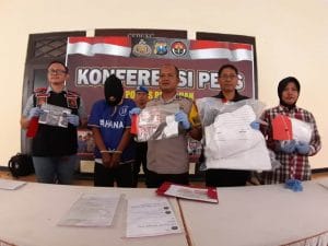 Tukang AC Asal Jual Istri
