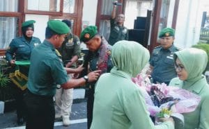 Selamat Datang Kol Inf Zainuddin Berserta Ibu di Makorem 083/BDJ
