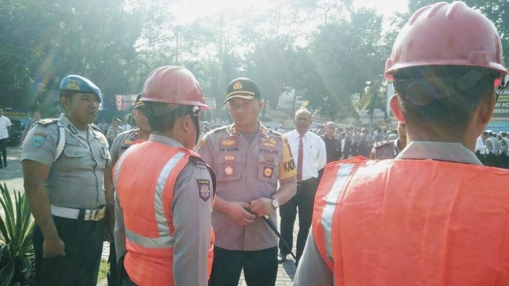 Kapolres Malang : Jangan Coba Bermain Diluar Institusi Polri
