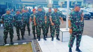 Danrem 083/BDJ dan Pangdam V /BRW Sambut Kedatangan Kasum TNI di Makodim 0825/Banyuwangi