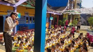 Dikyasa Polres Malang Ajak Siswa Siswi TK Bhayangkari Kepanjen Bernyanyi Lagu Polantas