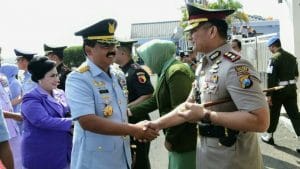 Kapolres Malang Sambut Panglima TNI  Dalam Giat Ziarah ke Makam Bung Karno