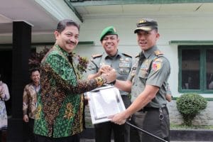 Danrem 083/BDJ Serahkan Mobil Jenazah Bantuan Bank  BRI Ke Kodim 0833/Kota Malang