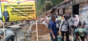 Polsek Lawang Gelar Bedah Rumah Korban Kebakaran