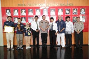 Marching Band SMP – NU Shoutul Fataa Polres Malang Terbaik se Jatim