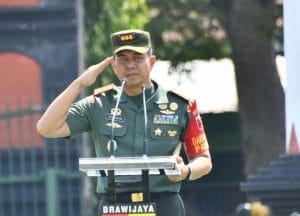 Danrem 083/BDJ Pimpin Apel Pasukan Pengamanan  Kunjungan RI 2