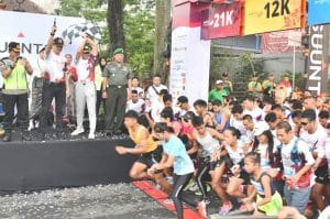 Danrem 083/BDJ Lepas Ribuan Peserta Suunto Half Marathon 2019