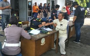 Jelang Ops Lilin 2019 Satlantas Polres Malang Gelar Tes  Urine Sopir Bus