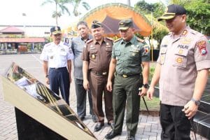 Dandim 0818 Hadiri Giat Apel Komitmen Polres Malang Mempertahankan WBK dan WBBM