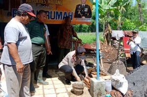Sebanyak 54 Unit Rumah Warga  Kurang Mampu  Dibedah Polres Malang