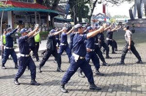 Polres Malang Bekali Satpam Kewilayahan Beladiri Ketangkasan Driil Borgol dan Tongkat T