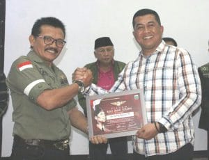 Dandim 0818 Terima Piagam Bolo Anak Kolong Indonesia 2020