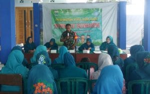 Babinsa Koramil 05 Kepanjen Berikan Penyuluhan Tentang Pola Asuh Anak