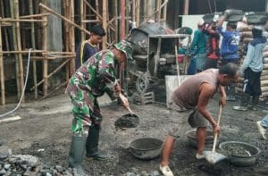 Koramil 0818/06 Sumberpucung Gelar Kerbak Pengecoran Masjid Al Ikhlas di Desa Sambigede
