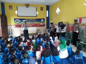 Dikyasa Polres Malang Gelar  Sosialisasi Keselamatan Berlalu lintas Terhadap Siswa Usia Dini