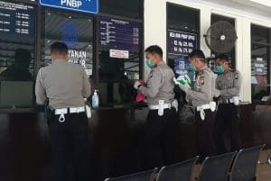 Polres Malang Sebar Sabun Pembersih Tangan Disetiap Unit Pelayanan