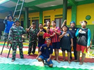 Koramil 0818/14 Turen Gelar Kerja Bakti di Panti Asuhan Anak Yatim