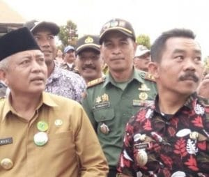 Danramil 0818/21 Wajak Sambut Bupati Malang dalam Acara Gema Desa Kecamatan Wajak
