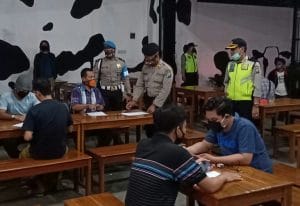 Polres Malang, Tindak Tegas  Warga Yang Tertangkap Razia Covid-19
