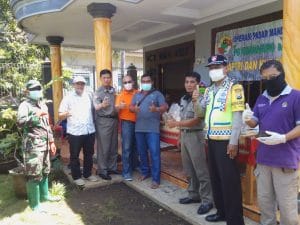 Polsek Pakisaji Bersama PG Kebon Agung, APTRI dan KUD Mitra Kerja Gelar Operasi Pasar Mandiri