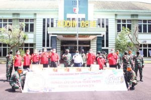 Kodim 0818 Malang–Batu Terima Bantuan APD dari Yayasan Klenteng Eng An Kiong dan Hawai Group