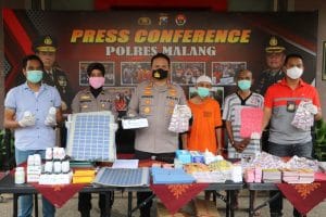 Polisi Berhasil Ringkus Produsen Obat-obatan Ilegal di Gondanglegi