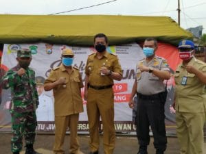 Danramil 0818/26 Bersama Muspika Tinjau Dapur Umum di Randuagung