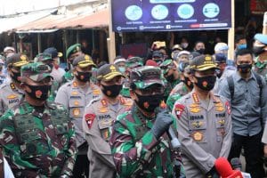 Kapolres Malang Ikut Dampingi Kunjungan Panglima TNI dan Kapolri di Pasar Singosari