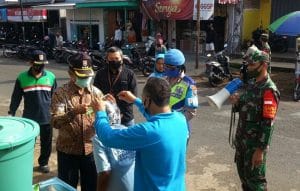 Danposramil 0818/35 Kromengan Bersama Muspika Lakasanakan Sosialisasi New Normal