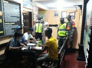 Koramil 0818/11 Donomulyo Gelar Patroli di Sejumlah Obvit