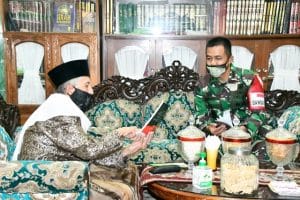 Danrem/083 Bdj Jalin Silaturahmi ke Pimpinan Ponpes An-Nur 1 dan Ponpes Miftahul Huda