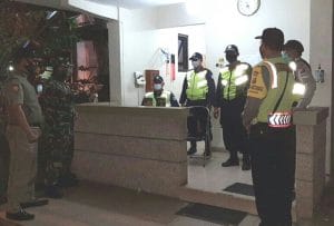 Koramil 0818/07 Pakisaji Gelar Patroli bersama Muspika, Berikan Himbauan New Normal kepada Warga