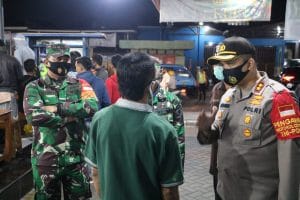 TNI Polri Kabupaten Malang Gencar Razia Masyarakat Tidak Bermasker