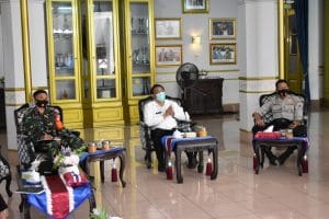 Kasdim 0818 Ikuti Web Seminar Bersama Kasdam V/ Brawijaya
