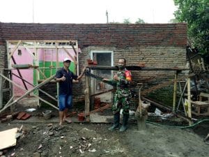 Danramil 0818/25 Pakis Upayakan Rutilahu di Wilayahnya Selesai Tepat Waktu
