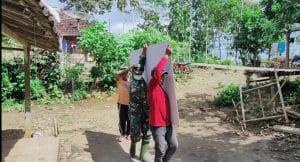 Koramil 0818/10 Pagak Terus Monitoring Persiapan Pengerjaan Sasaran Fisik Rutilahu