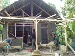 Koramil 0818/26 Singosari Manfaatkan Program Rutilahu Sebagai Sarana Komsos dengan Masyarakat