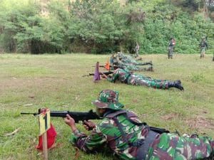 Latbak Jatri TW I,Tingkatkan Kemahiran Prajurit Kodim 0818/Malang-Batu dalam Bidang Menembak