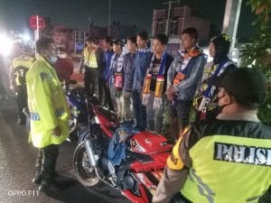 Polisi Kota Malang, Halau Puluhan Suporter Arema yang Ingin Masuk Kota Malang