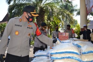 Panti Asuhan dan Pasukan Kuning Dapat Bansos dari Polres Batu