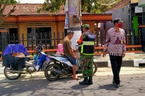 Koramil 0818/10 Pagak Patroli Pendisiplinan Protokol Kesehatan