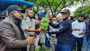 Sertifikat Tanah Redis Tak Terbit-terbit, Petani Karangnongko Geruduk Kantor BPN Blitar