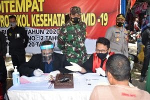 Wujudkan Disiplin Protkes, Dandim 0818 Malang-Batu bersama Forkopimda Datangi Pasar Besar Kepanjen