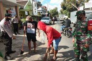 Koramil Kalipare Sanksi Warga yang Tak Pakai Masker